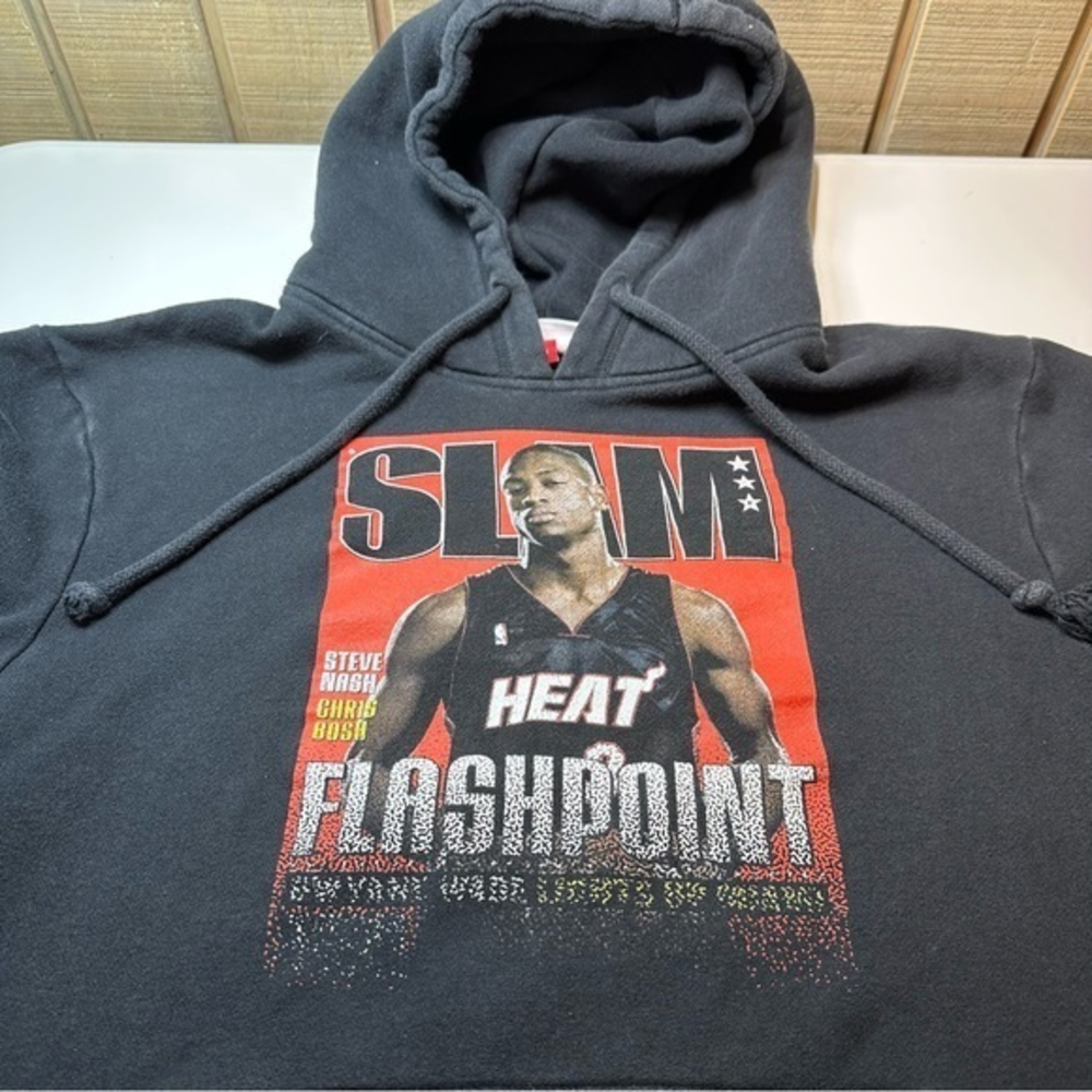 Mitchell &‎ Ness Slam Cover May '05 Hoodie Dwayne Wade 'Flashpoint' Heat Medium